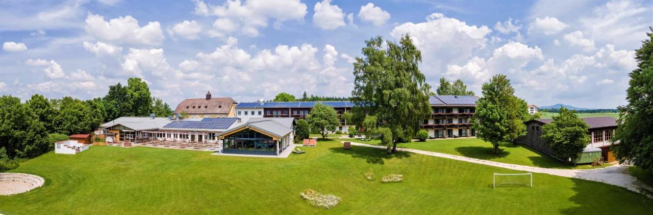 Haus Chiemgau - Kolping-Familienhotel تآيسيندورف المظهر الخارجي الصورة