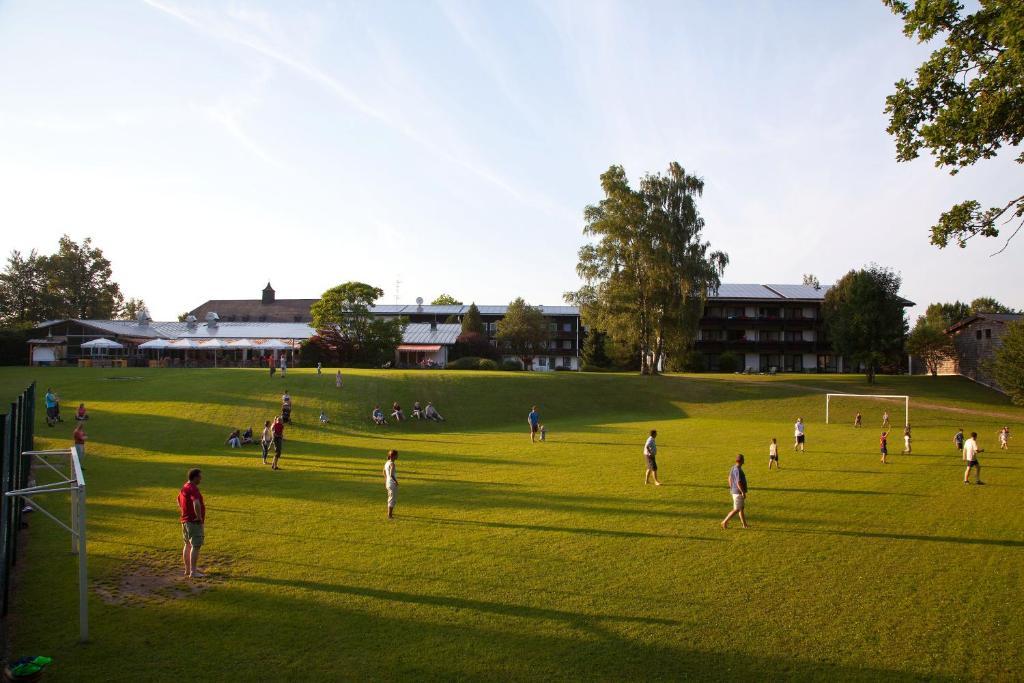 Haus Chiemgau - Kolping-Familienhotel تآيسيندورف المظهر الخارجي الصورة