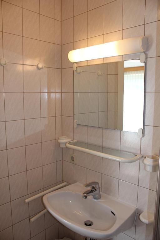 Haus Chiemgau - Kolping-Familienhotel تآيسيندورف الغرفة الصورة
